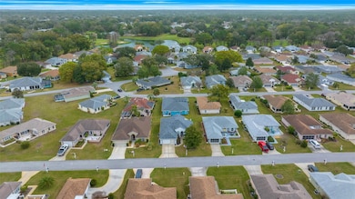 Desirable Linkside neighboorhood