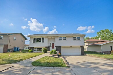 543 Aspen Dr, Dyer, IN 46311 - photo 2