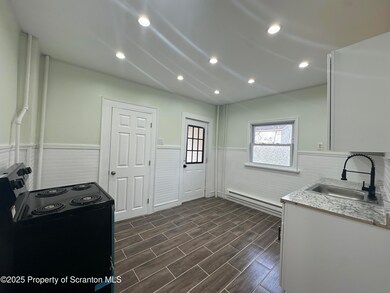 1262 S 6th Ave, Scranton, PA 18504 - photo 4