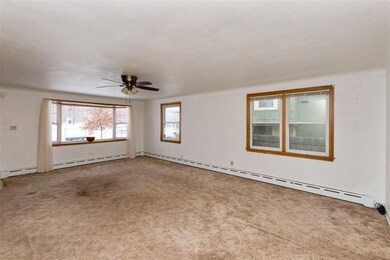 822 14th St SE, Cedar Rapids, IA 52403 - photo 4