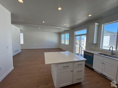 459 W Sapphire Dr unit 7034, Tooele, UT 84074 - photo 4