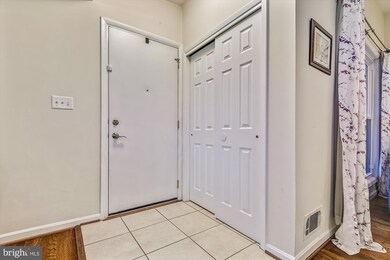 6805 Barnett Rd, Baltimore, MD 21239 - photo 7