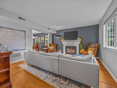 3 Apple Way, Madison, CT 06443 - photo 4