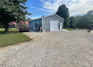 15024 Apple Blossom Ln, Dexter, MO 63841 - photo 2