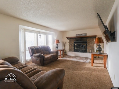 102 Mohawk Ct, Evanston, WY 82930 - photo 2