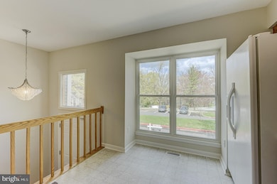 9621 Clocktower Ln, Columbia, MD 21046 - photo 4