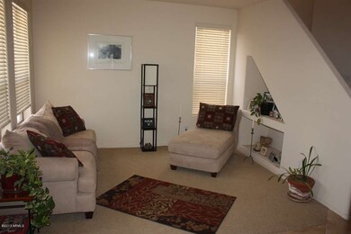 COZY LIVING ROOM
