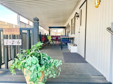 126FRONTPORCH