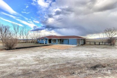 2921 Thompson Rd, Homedale, ID 83628 - photo 3