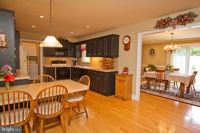 10 Vanderbilt Dr, Brownstown, PA 17508 - photo 5