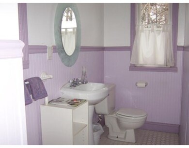 484 White St, Springfield, MA 01108 - photo 7