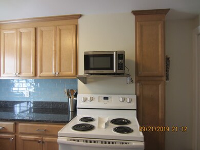 109 Uncatena Ave, Worcester, MA 01606 - photo 7