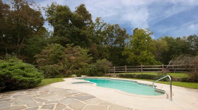 1242 Mazzetti Rd, Stroudsburg, PA 18360 - photo 4