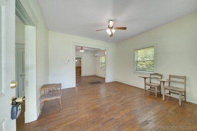 300 N C Ave, Cleveland, OK 74020 - photo 3