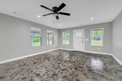 616 W Coffin St, Denison, TX 75020 - photo 4