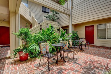 P4900167_68_69_70_71_72_73