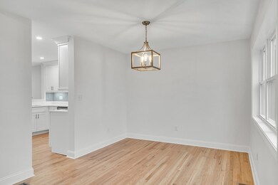 72 Bishops Forest Dr, Waltham, MA 02452 - photo 7