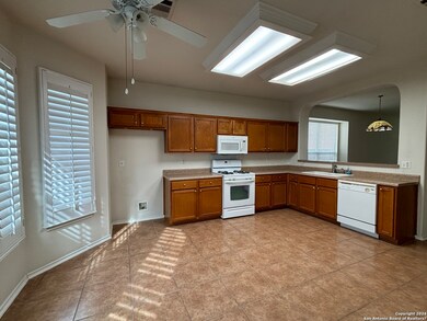 24210 Balcones Gate, San Antonio, TX 78255 - photo 5