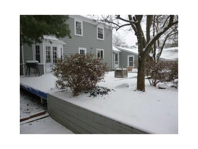 28 Sayles Ave, Pawtucket, RI 02860 - photo 5