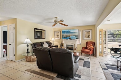 1805 New Bedford Dr, Sun City Center, FL 33573 - photo 5