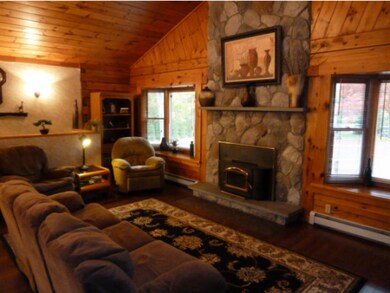 819 Cross Country Rd, Pembroke, NH 03275 - photo 5