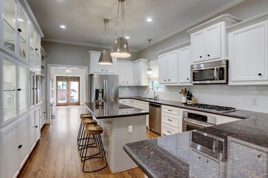 734 E 13th 1 2 St, Houston, TX 77008 - photo 7