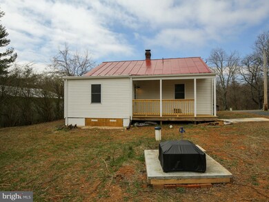 84 Freezeland Rd, Linden, VA 22642 - photo 7