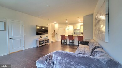 3548 Briarwood Dr, Dumfries, VA 22026 - photo 4