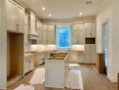 2016 Kingswood Dr, Mandeville, LA 70448 - photo 6