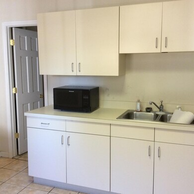 421 423 N Main St, Taylor, PA 18517 - photo 6