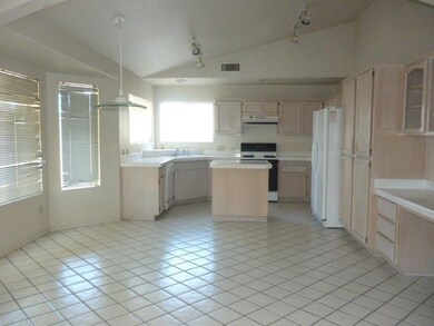3642 W 12th Place, Yuma, AZ 85364 - photo 4