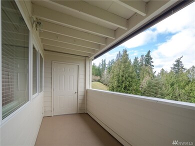 20145 Vikings Crest Loop NE unit 3-203, Poulsbo, WA 98370 - photo 6