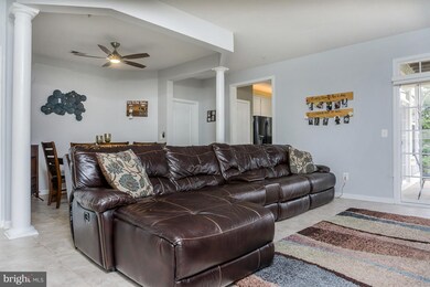 13969 Gullane Dr unit 125, Woodbridge, VA 22191 - photo 7