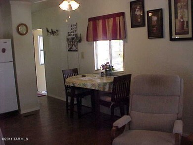 eat in kitchen