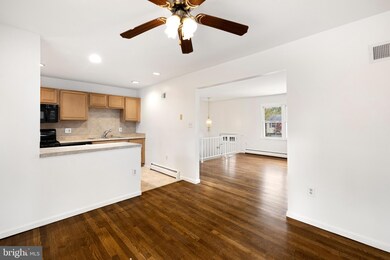 13652 Kingsman Rd, Woodbridge, VA 22193 - photo 7