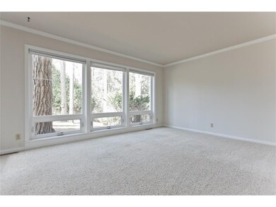 425 Red Fox Rd SE, Cedar Rapids, IA 52403 - photo 7