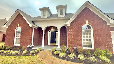 1387 Hunters Mill Trail, Collierville, TN 38017 - photo 5