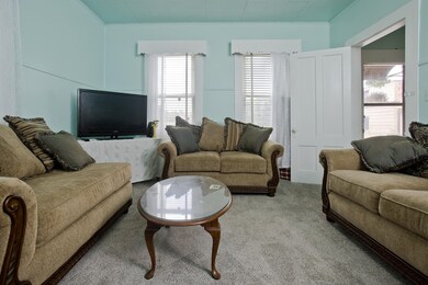 194 Centre St, Indian Orchard, MA 01151 - photo 5