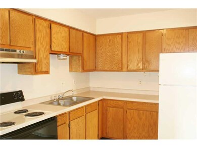 432 Beechwood Dr, Beech Grove, IN 46107 - photo 3