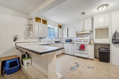 2307 Sunny Dr, Houston, TX 77093 - photo 6