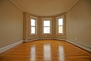 5 Berkshire Place unit 2, Cambridge, MA 02141 - photo 4
