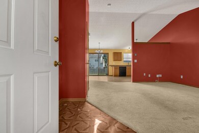 13-web-or-mls-2718-raphael-dr