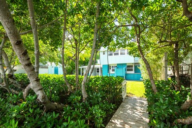 2727 Harris Ave -10