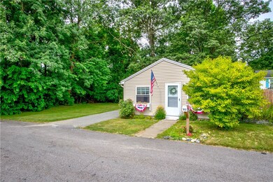93 Tell St, Warwick, RI 02889 - photo 5