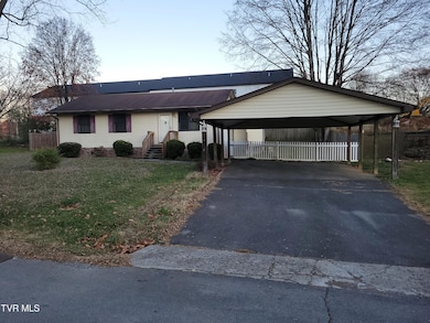 1448 Piedmont St, Johnson City, TN 37601 - photo 4