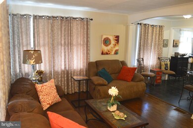 421 E Dutton Mill Rd, Brookhaven, PA 19015 - photo 2