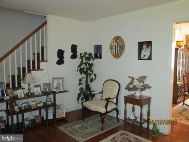 1311 Crofton Rd, Baltimore, MD 21239 - photo 4