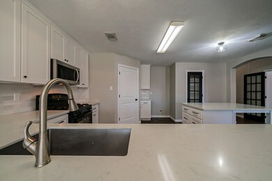 2407 Halstead Dr, Spring, TX 77386 - photo 4