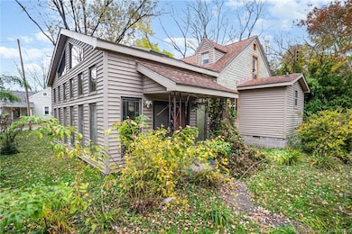 628 W Utica St, Sellersburg, IN 47172 - photo 5