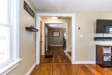 308 Thornton St, Portsmouth, NH 03801 - photo 6